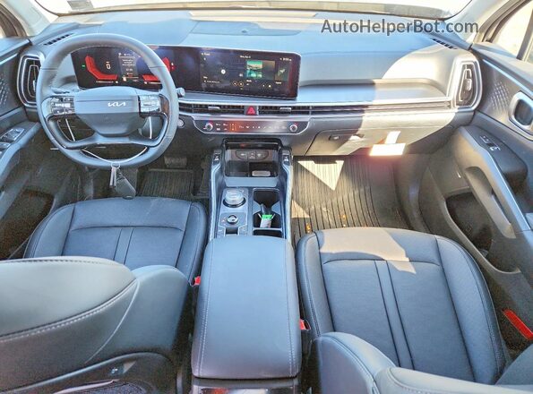 KNDRHDJG1T5477093 2026 KIA SORENTO Серебряный Вид панели приборов