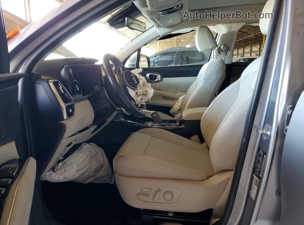 KNDRMDLG4P5130078 2023 KIA SORENTO Silver Widok wnętrza z przodu