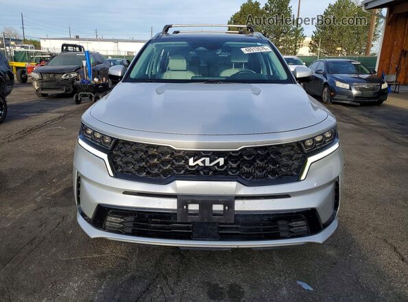 KNDRMDLH6N5083870 2022 KIA SORENTO Silver Widok z przodu