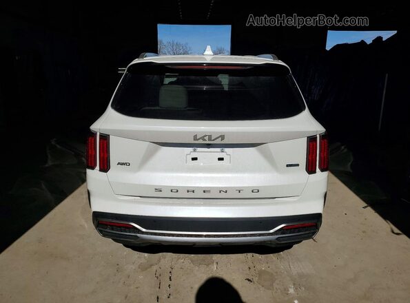 KNDRMDLH8N5063796 2022 KIA SORENTO White უკანა ხედი