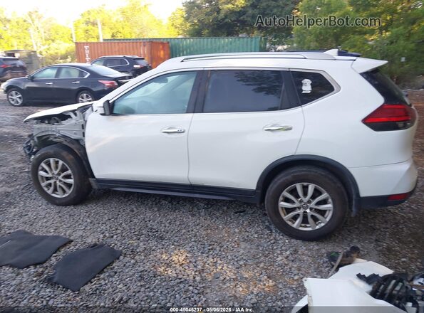 KNMAT2MT0HP592403 2017 NISSAN ROGUE White 