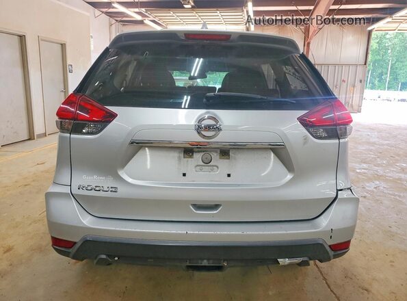 KNMAT2MT0JP540503 2018 NISSAN ROGUE Silver Widok z tyłu
