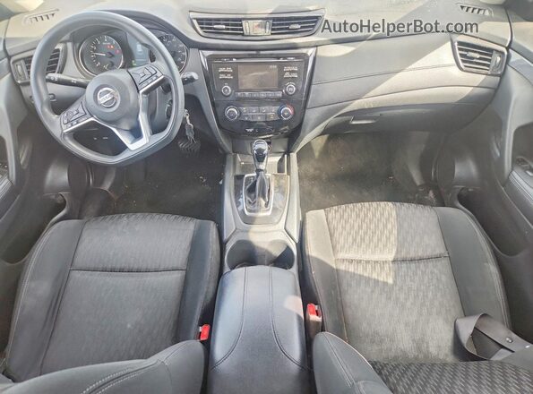 KNMAT2MT2HP586568 2017 NISSAN ROGUE Silver Widok deski rozdzielczej