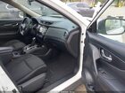2018 Nissan Rogue Sv White vin: KNMAT2MT2JP525615