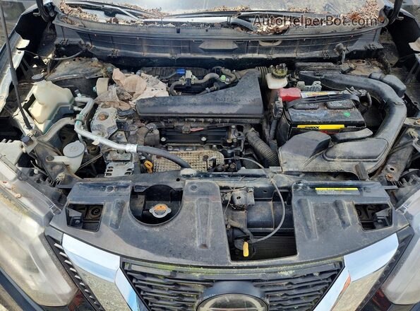 KNMAT2MT4JP514213 2018 NISSAN ROGUE Black Вид задньої частини салону