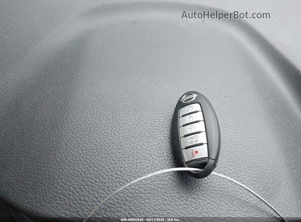 KNMAT2MT4JP568658 2018 NISSAN ROGUE Серый Вид панели приборов