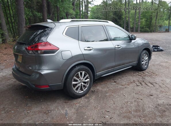 KNMAT2MT4JP568658 2018 NISSAN ROGUE Серый Задняя правая четверть
