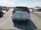 2018 Nissan Rogue Sv Серебряный vin: KNMAT2MT4JP572841