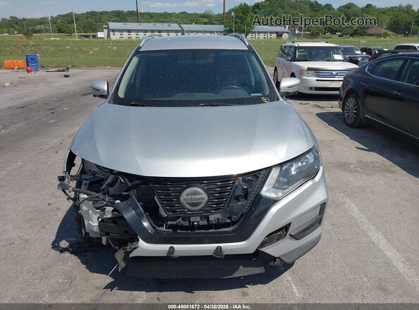 KNMAT2MT4JP572841 2018 NISSAN ROGUE Серебряный Вид щитка приборов