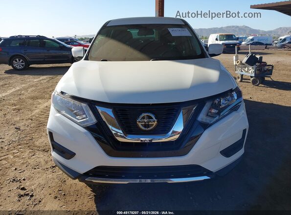KNMAT2MT5JP536706 2018 NISSAN ROGUE White Вид задньої частини салону