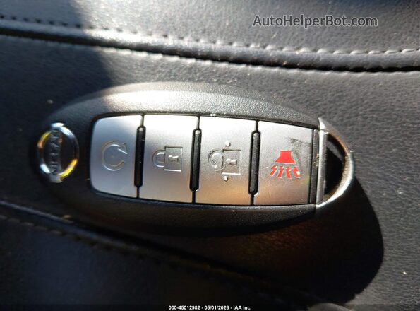 KNMAT2MT7JP543737 2018 NISSAN ROGUE Серый Вид панели приборов