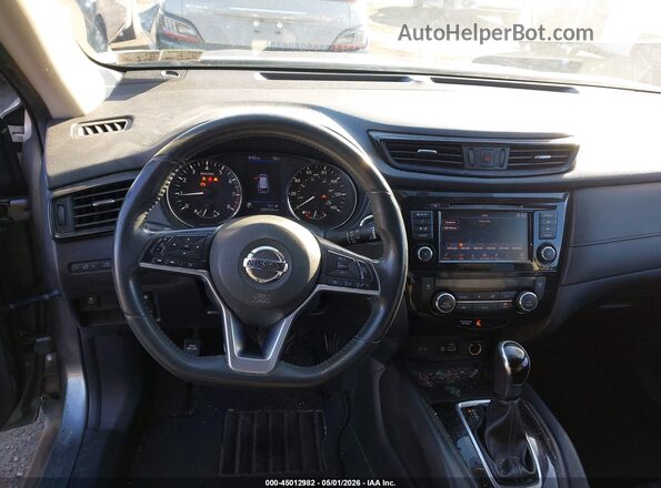 KNMAT2MT7JP543737 2018 NISSAN ROGUE Серый 