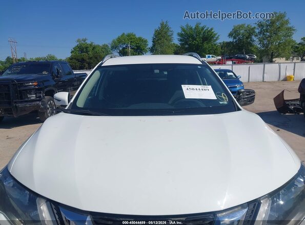 KNMAT2MT8JP590212 2018 NISSAN ROGUE Белый 