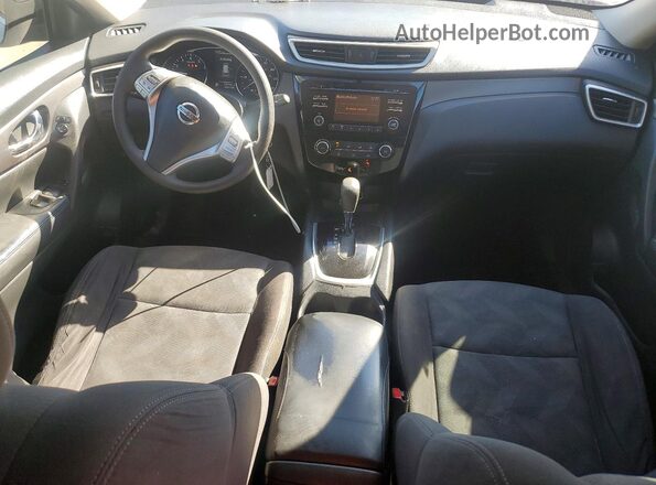 KNMAT2MT9GP702508 2016 NISSAN ROGUE Red Dashboard view