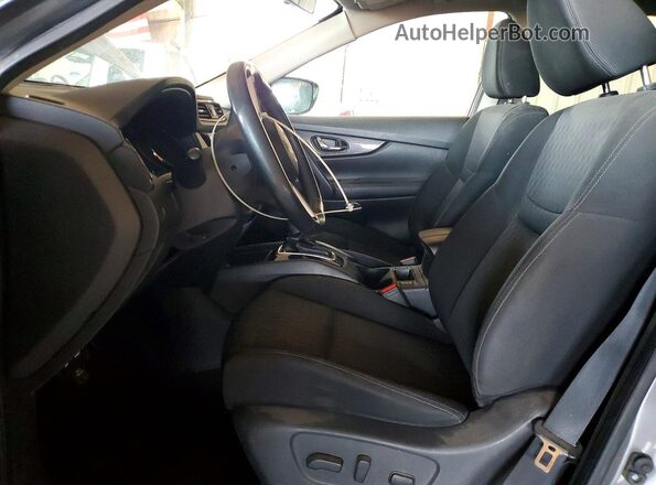 KNMAT2MT9HP524097 2017 NISSAN ROGUE Gray Вид салону спереду
