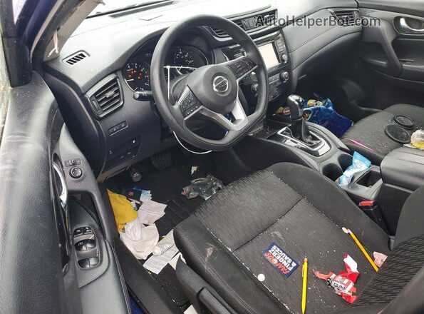 KNMAT2MT9JP597668 2018 NISSAN ROGUE Синий Вид панели приборов