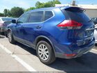 2017 Nissan Rogue S Синий vin: KNMAT2MTXHP566889