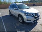 2017 Nissan Rogue Sv Silver vin: KNMAT2MTXHP588231