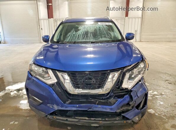 KNMAT2MV0HP564280 2017 NISSAN ROGUE Синий Вид спереди