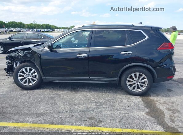 KNMAT2MV0JP563684 2018 NISSAN ROGUE Black 