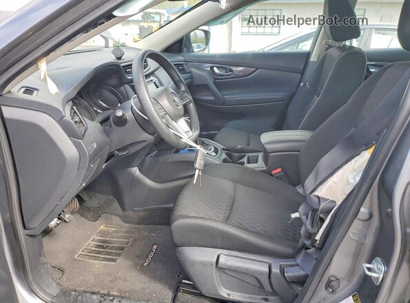 KNMAT2MV0JP578041 2018 NISSAN ROGUE Серый Вид салона спереди