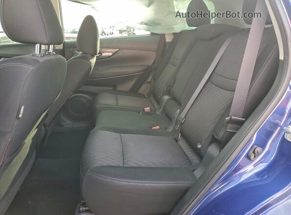 KNMAT2MV1JP517636 2018 NISSAN ROGUE Blue Вид задніх сидінь