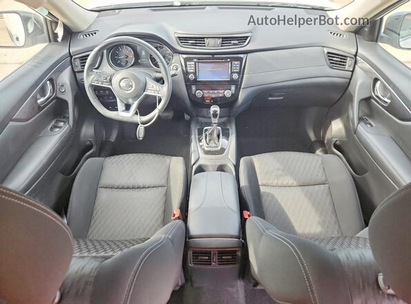 KNMAT2MV2HP528090 2017 NISSAN ROGUE White Vista del salpicadero