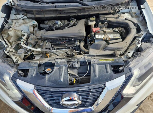 KNMAT2MV2HP528090 2017 NISSAN ROGUE White Vista interior trasera