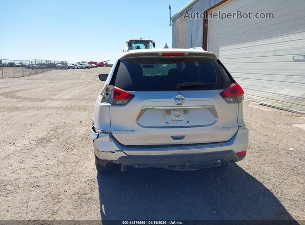KNMAT2MV2HP596311 2017 NISSAN ROGUE Silver Vista frontal