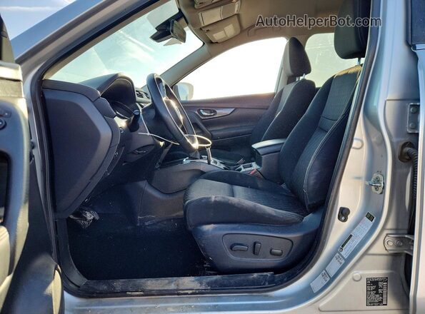 KNMAT2MV2LP505658 2020 NISSAN ROGUE Silver Widok wnętrza z przodu