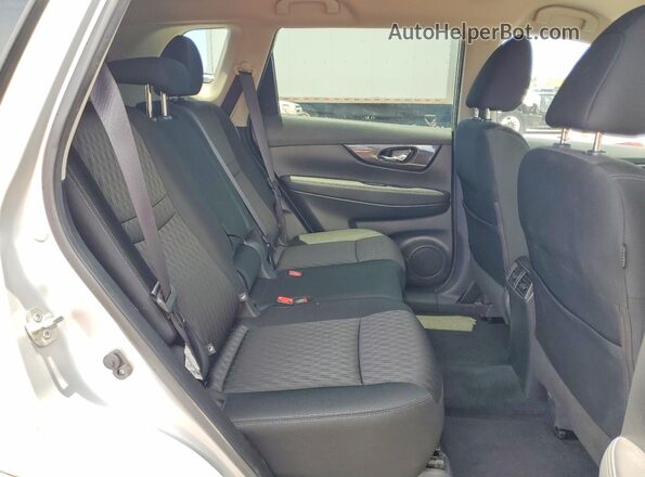 KNMAT2MV3KP540336 2019 NISSAN ROGUE Silver Սալոնի հետևի տեսք