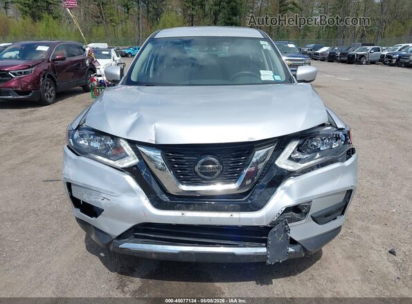 KNMAT2MV4JP586370 2018 NISSAN ROGUE Silver Widok z przodu