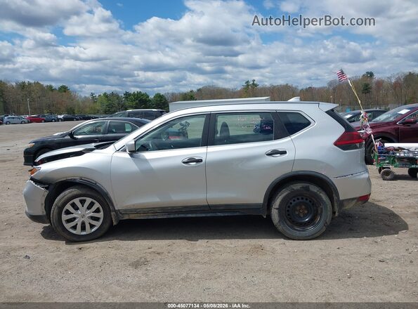 KNMAT2MV4JP586370 2018 NISSAN ROGUE Silver Widok wnętrza 360 stopni
