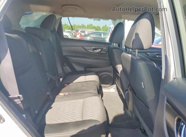 KNMAT2MV4KP524808 2019 NISSAN ROGUE Silver Widok tylnych siedzeń