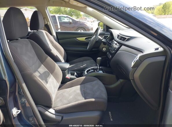 KNMAT2MV6GP601864 2016 NISSAN ROGUE Dark Blue Вид салона спереди
