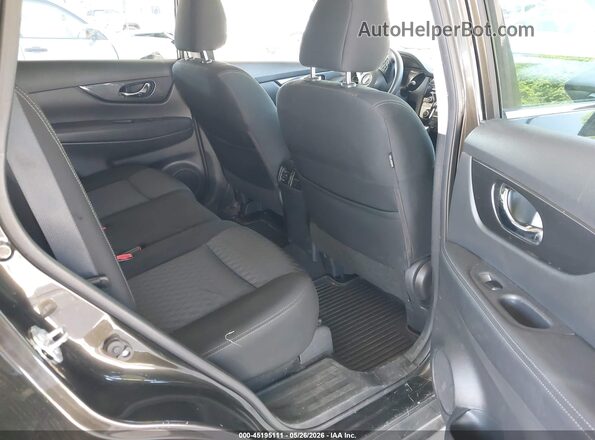 KNMAT2MV6HP538895 2017 NISSAN ROGUE Черный Вид наклейки с VIN-кодом
