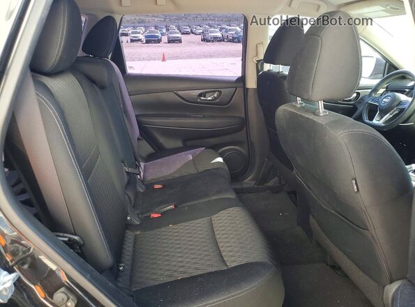 KNMAT2MV6HP539819 2017 NISSAN ROGUE Black Vista interior trasera