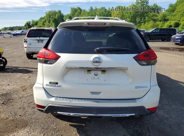 KNMAT2MV7HP502598 2017 NISSAN ROGUE White Widok z tyłu