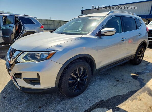 KNMAT2MV7KP515729 2019 NISSAN ROGUE Серебряный Передняя левая четверть