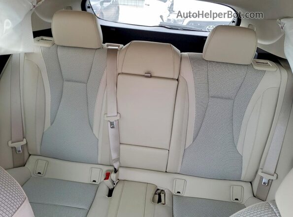 LRBAZLR42MD177387 2021 BUICK ENVISION Red Vista de los asientos traseros