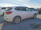 2018 Buick Envision Essence Белый vin: LRBFX2SA3JD017486