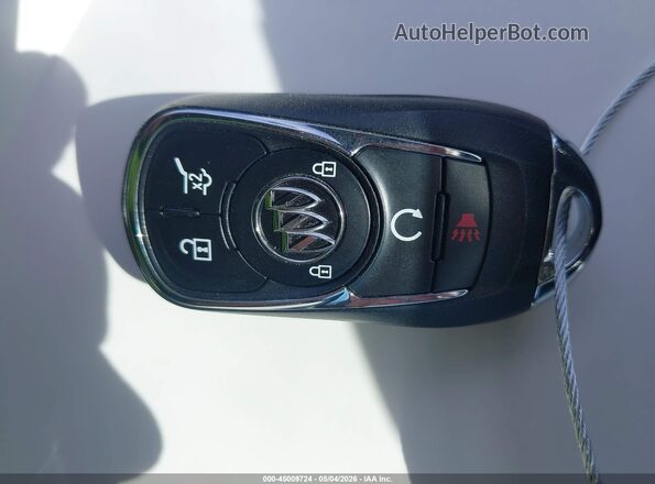 LRBFX3SX8JD005599 2018 BUICK ENVISION Бордовый Вид панели приборов
