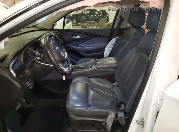 LRBFX4SX4LD209471 2020 BUICK ENVISION Белый Вид салона спереди