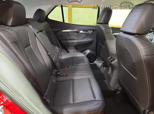 LRBFZKE41SD043568 2025 BUICK ENVISION Красный Вид задней части салона