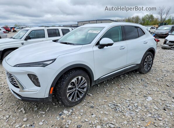 LRBFZKE45SD090618 2025 BUICK ENVISION Белый Передняя левая четверть