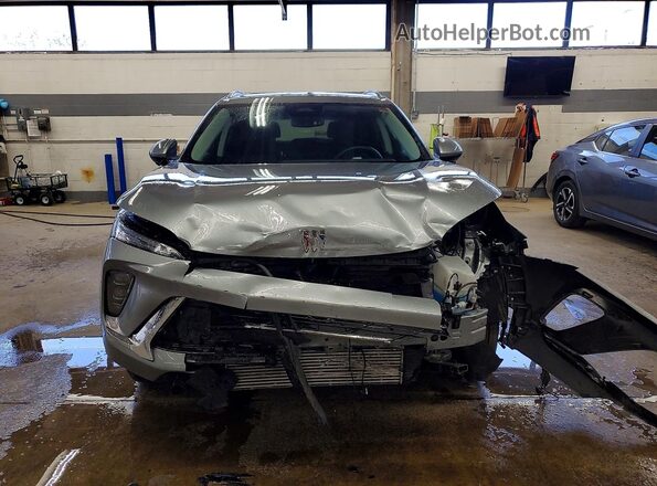 LRBFZME4XRD073464 2024 BUICK ENVISION Серый Вид спереди