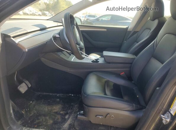 LRWYGDFD5PC071930 2023 TESLA MODEL Gray Vista interior delantera