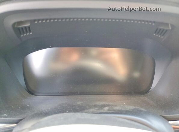 LYV102RKXKB235578 2019 VOLVO XC60 White Widok zestawu wskaźników