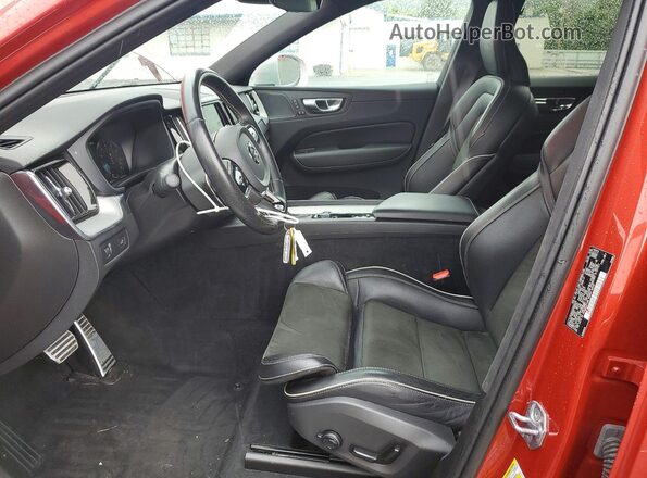 LYV102RM0KB284015 2019 VOLVO XC60 Красный Вид салона спереди