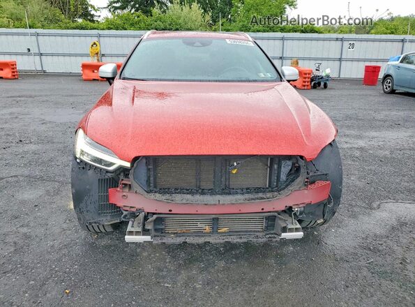 LYV102RM0KB284015 2019 VOLVO XC60 Красный Вид спереди